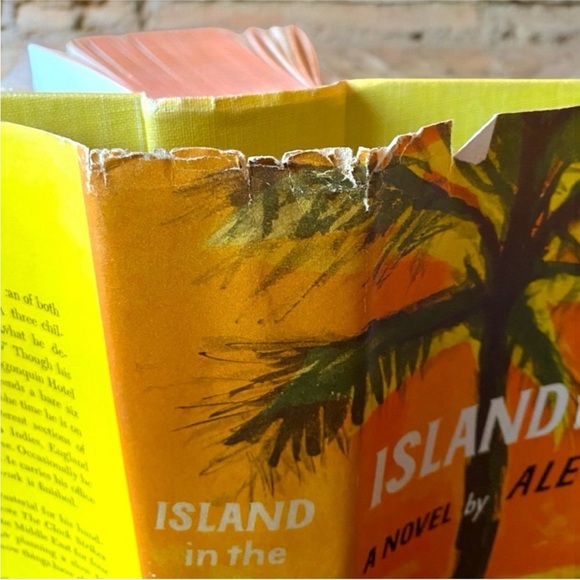 VINTAGE 1955 Island in the Sun by Alec Waugh - Hardback - Picture 3 of 10